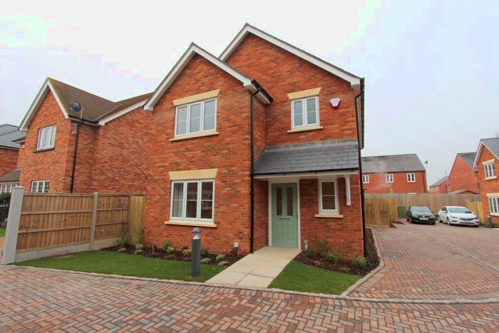 3 Bedroom Property To Rent In Brookfields, Stoke Hammond, Milton Keynes MK17