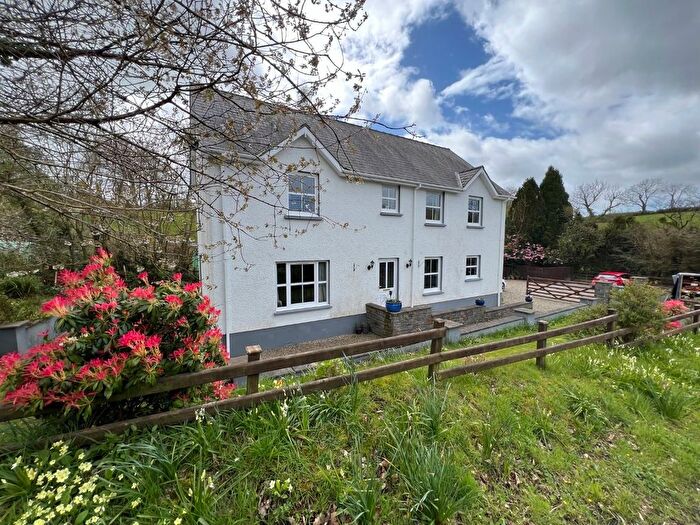 4 Bedroom Detached House For Sale In Mydroilyn, Near Aberaeron, SA47
