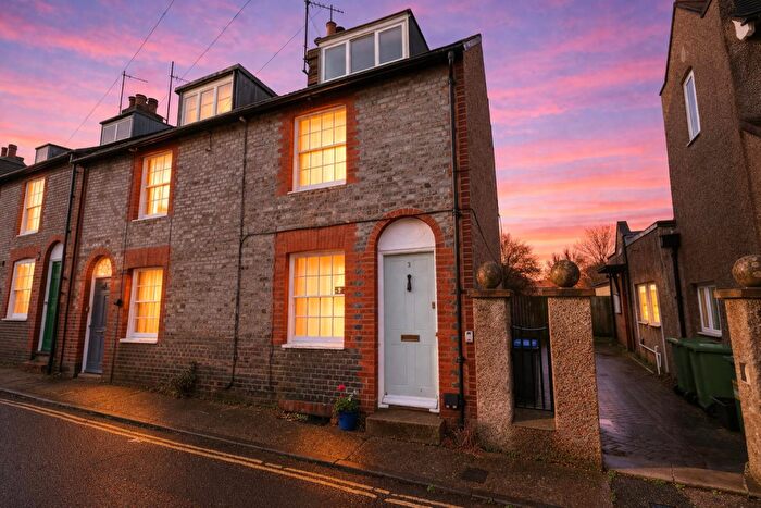 3 Bedroom End Of Terrace House For Sale In St. James Street, Lewes, BN7