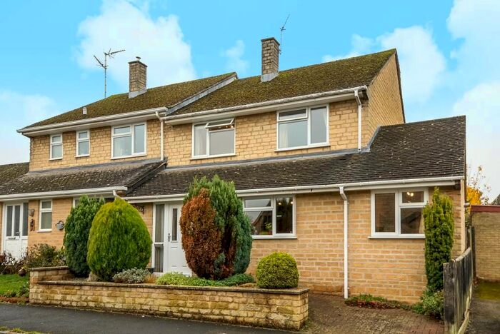 3 Bedroom Semi-Detached House To Rent In Shipton -U- Wychwood, Chipping Norton, OX7
