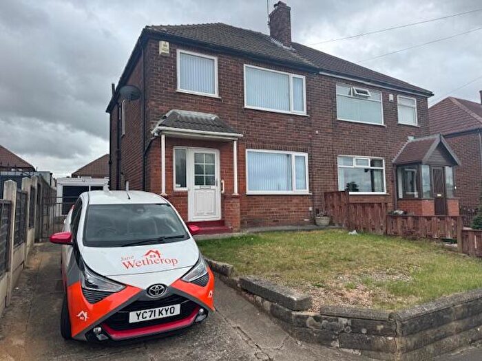 3 Bedroom Semi-Detached House To Rent In York Road, Leeds, LS14