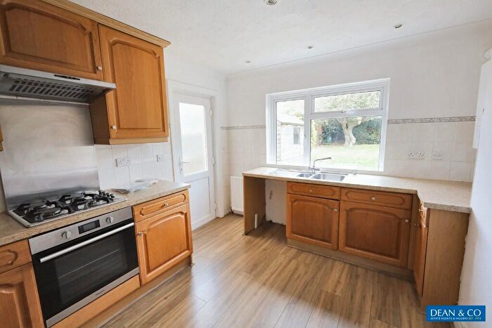 3 Bedroom Detached House For Sale In Hallyburton Road, Hove, East Sussex, BN3