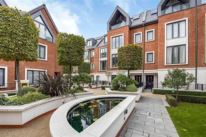 4 Bedroom Terraced House To Rent In Noel Square, Teddington, TW11