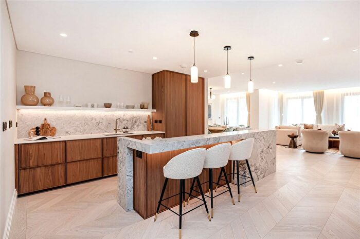 4 Bedroom Flat To Rent In One Carrington Street, Mayfair, London, W1J