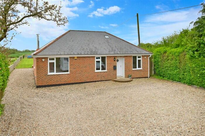 3 Bedroom Bungalow For Sale In Minnis Lane, Dover, Kent, CT15