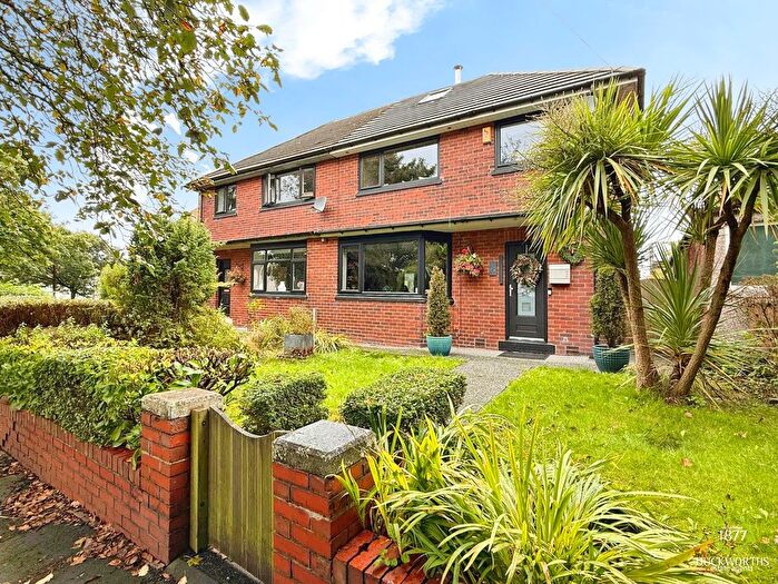 3 Bedroom Semi-Detached House For Sale In Barry Street, Burnley, BB12