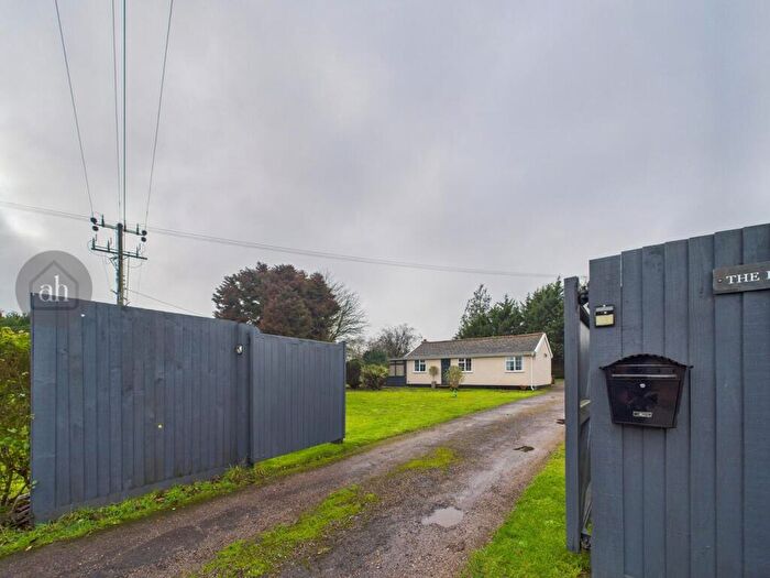 3 Bedroom Detached Bungalow For Sale In Chapel Road, Cockfield, IP30