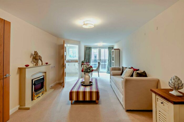 1 Bedroom Apartment For Sale In Kenton Road, Newcastle Upon Tyne, NE3