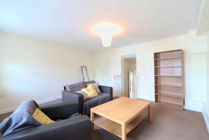 2 Bedroom Flat To Rent In Stroud Green Road, London, N4