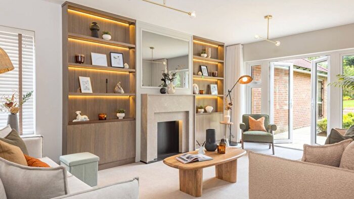 5 Bedroom Detached House For Sale In Kimblewick Road, Great Kimble, Aylesbury, HP17