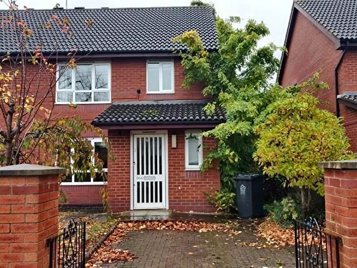 3 Bedroom Semi-detached House To Rent In Saffron Lane, Leicester, LE2