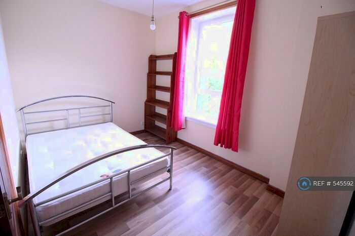 1 Bedroom Flat To Rent In Bank Street, Coatbridge, ML5