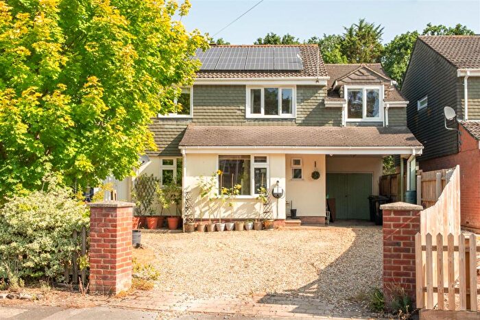 5 Bedroom Detached House For Sale In Aspen Drive, Verwood, Dorset, BH31