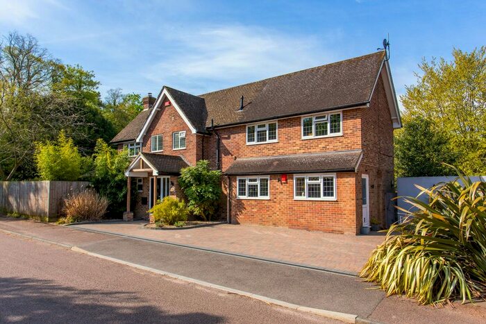 4 Bedroom Detached House For Sale In Bridge Down, Bridge, CT4