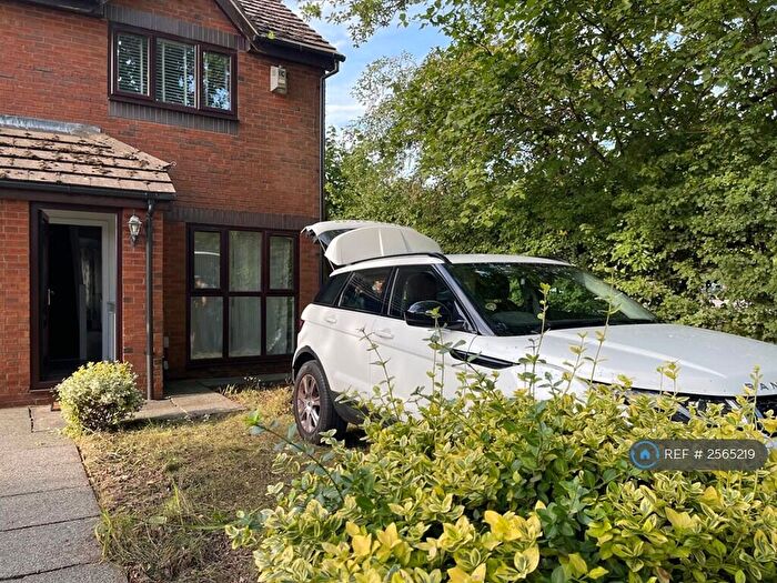 2 Bedroom End Of Terrace House To Rent In Dobbinetts Lane, Manchester, M23