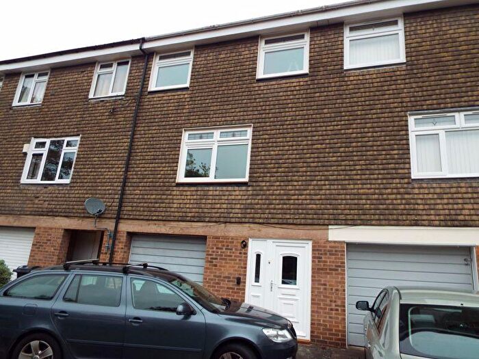 3 Bedroom Town House To Rent In Lynwood Walk, Harborne, Birmingham, B17