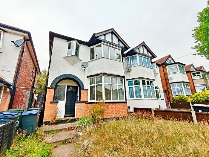 3 Bedroom Semi-Detached House To Rent In Anstey Road, Birmingham, B44