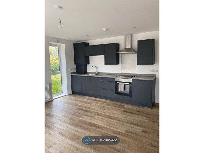 1 Bedroom Flat To Rent In Presley Court, Stourbridge, DY9