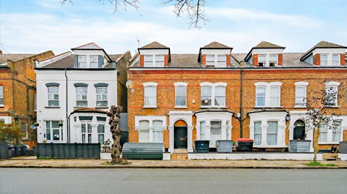 1 Bedroom Flat To Rent In , Gloucester Drive, Finsbury Park, N4