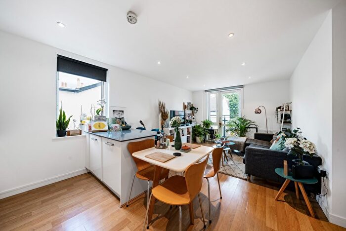 1 Bedroom Flat For Sale In Perry Vale, London, SE23