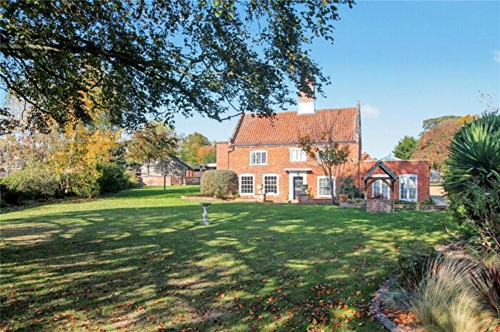 5 Bedroom Detached House For Sale In Yarmouth Road, Ditchingham, Bungay, NR35