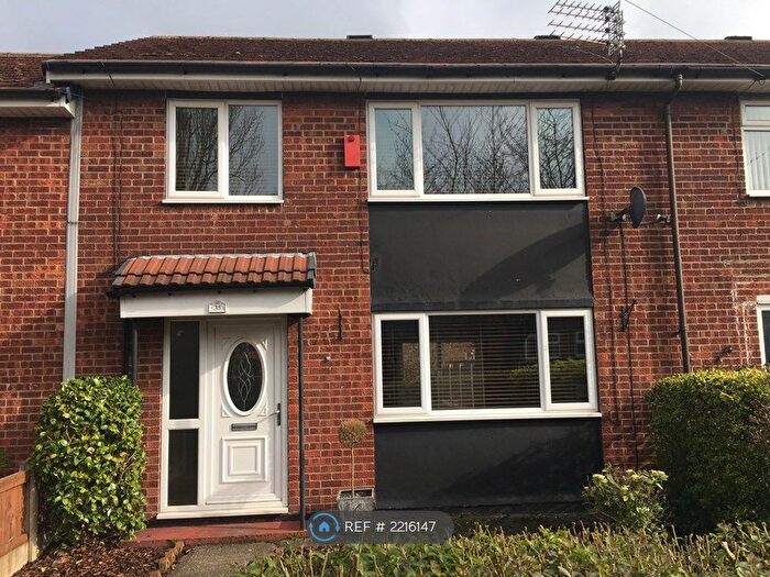 3 Bedroom Terraced House To Rent In Fold Avenue, Droylsden, Manchester, M43