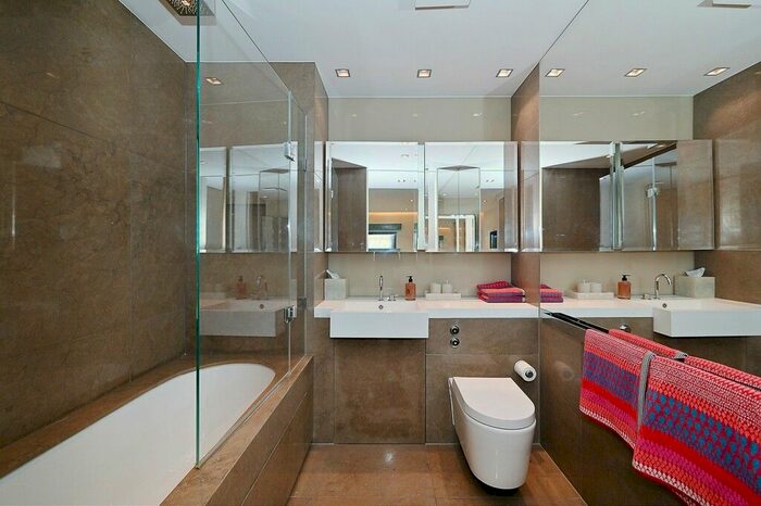 1 Bedroom Flat To Rent In Babmaes Street, St James, SW1Y
