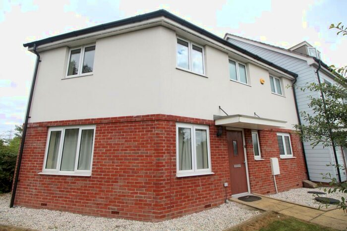 3 Bedroom House To Rent In Dorney Place The Bridge, DA1