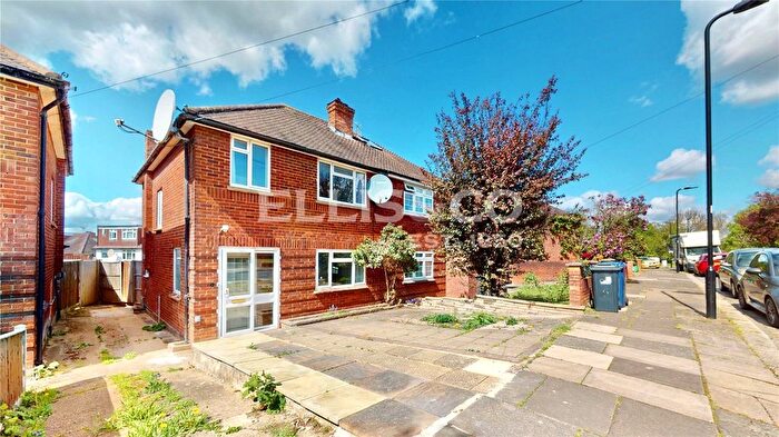 3 Bedroom Semi Detached House For Sale In Hedgerley Gardens, Greenford, UB6