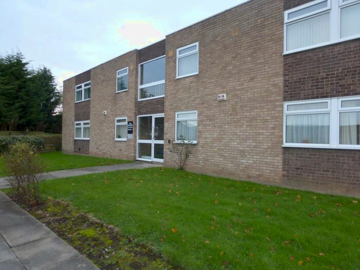 2 Bedroom Apartment To Rent In Downing Close, Prenton, CH43