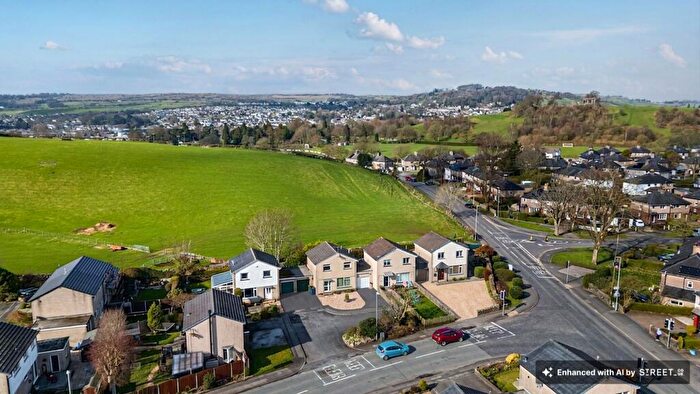 3 Bedroom Link Detached House For Sale In Valley Drive, Kendal, LA9