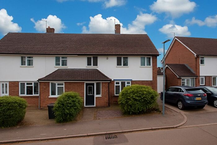 3 Bedroom Semi-Detached House For Sale In Polehanger Lane, Hemel Hempstead, HP1