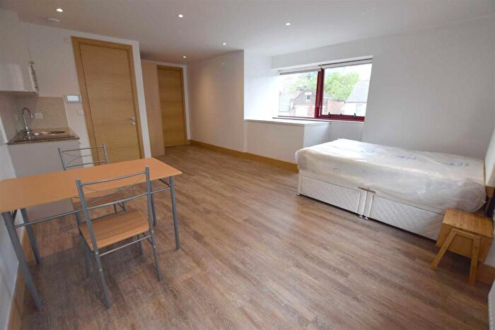 Flat To Rent In Colindale Avenue, Colindale, NW9