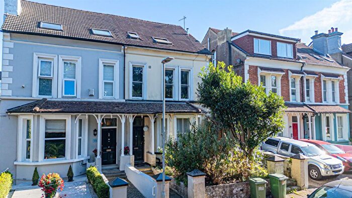2 Bedroom Flat For Sale In Upper Park Road, St. Leonards-On-Sea, TN37