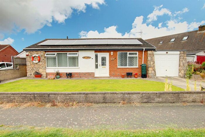 2 Bedroom Detached Bungalow For Sale In Youlgrave Avenue, Sutton-On-Sea, Mablethorpe, LN12
