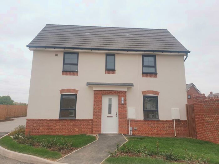 3 Bedroom House To Rent In Kingsbrook, HP22