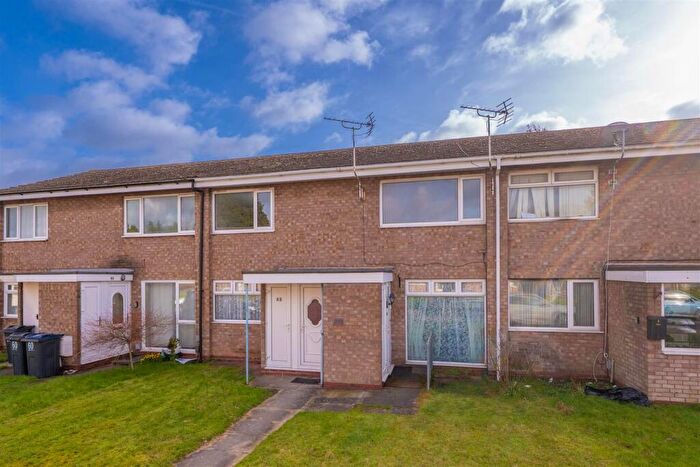 2 Bedroom Maisonette To Rent In Selby Close, Birmingham, B26