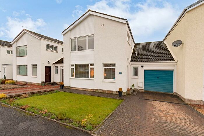 4 Bedroom Link Detached House For Sale In Dukehaugh, Peebles, EH45