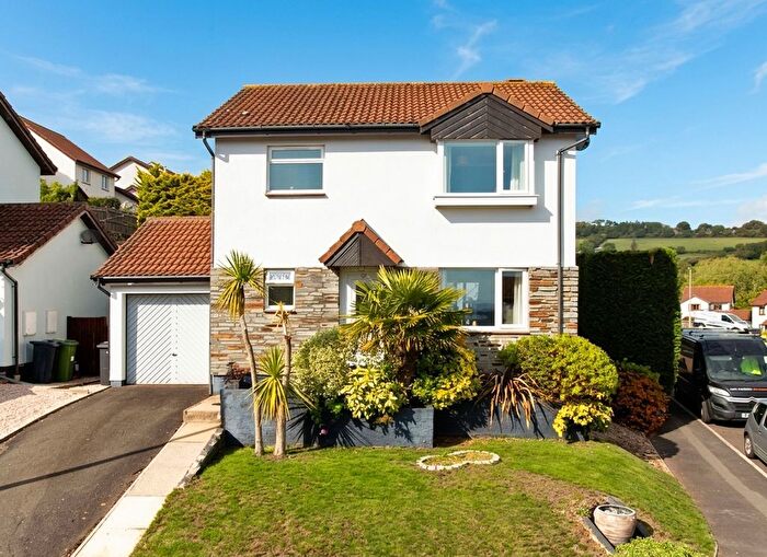3 Bedroom Detached House For Sale In Sawyer Drive, Teignmouth, TQ14