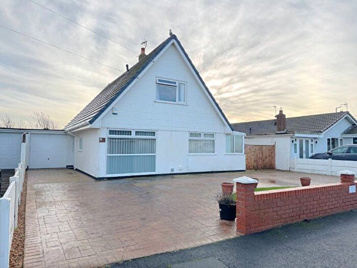 3 Bedroom Detached Bungalow For Sale In Buttermere Avenue, Fleetwood, FY7