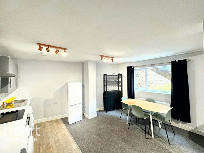 2 Bedroom Apartment To Rent In Woodborough Road, Nottingham, NG3