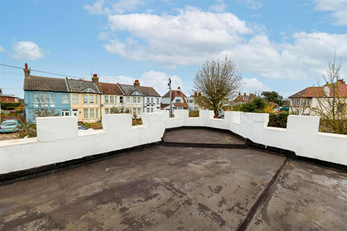 2 Bedroom Semi-Detached Bungalow For Sale In Walton Road, Clacton-On-Sea, CO15