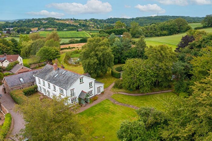 6 Bedroom Link Detached House For Sale In Waste Lane, Kelsall, Tarporley, CW6