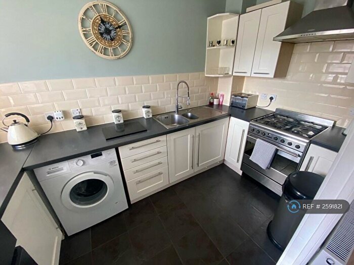 2 Bedroom Terraced House To Rent In Beaulieu Close, New Milton, BH25