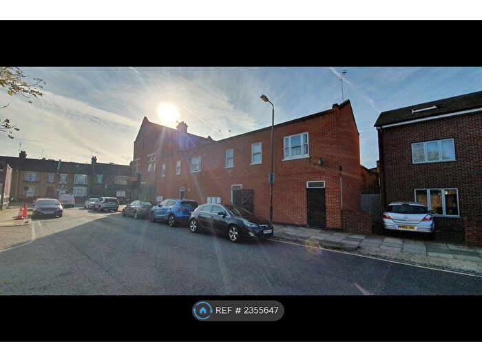 1 Bedroom Flat To Rent In Chilver Street, London, SE10