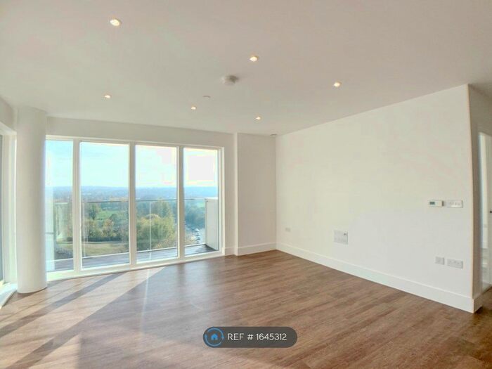 2 Bedroom Flat To Rent In Larkin House, London, SE3