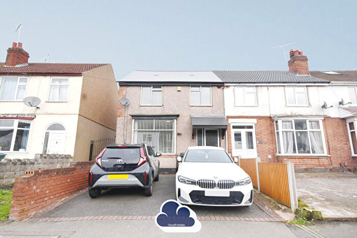 3 Bedroom End Of Terrace House For Sale In Roman Road, Coventry, CV2