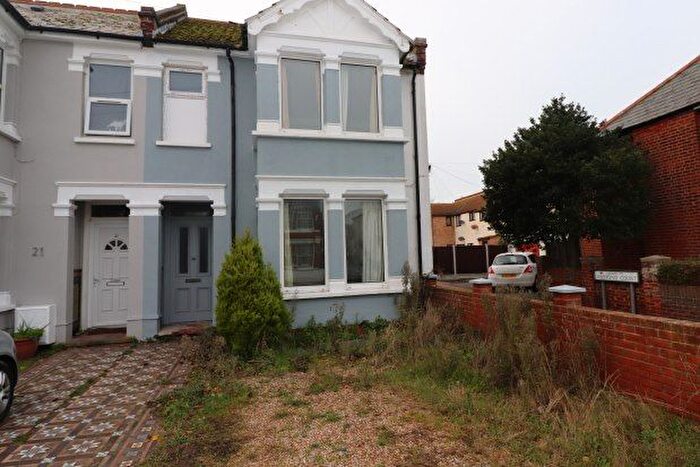 4 Bedroom Semi-Detached House To Rent In Wellesley Road, Clacton-On-Sea, CO15