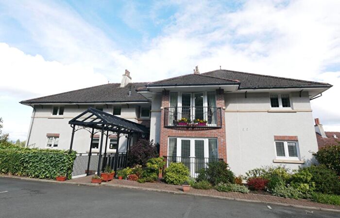 2 Bedroom Flat To Rent In Hillpark Rise, Blackhall, Edinburgh, EH4