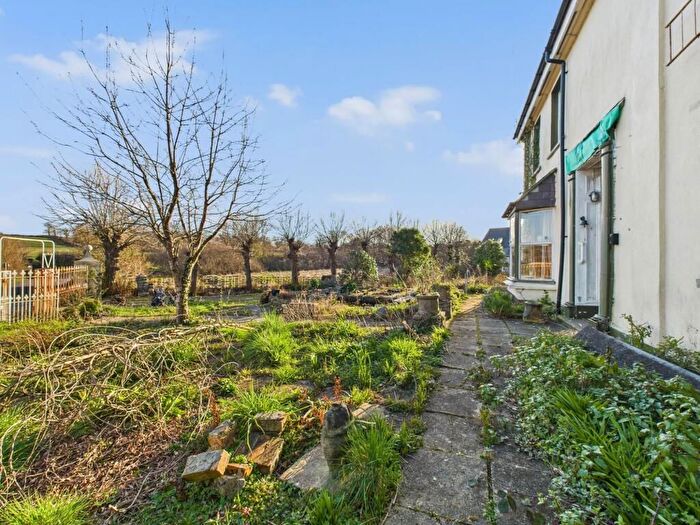 1 Bedroom Flat For Sale In Clay Lane, Haverfordwest, SA61